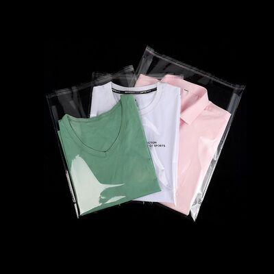 Προσαρμοσμένη συσκευασία μπλουζών Διαφανή διαφανή πλαστικές σακούλες Opp με αυτοκόλλητο
