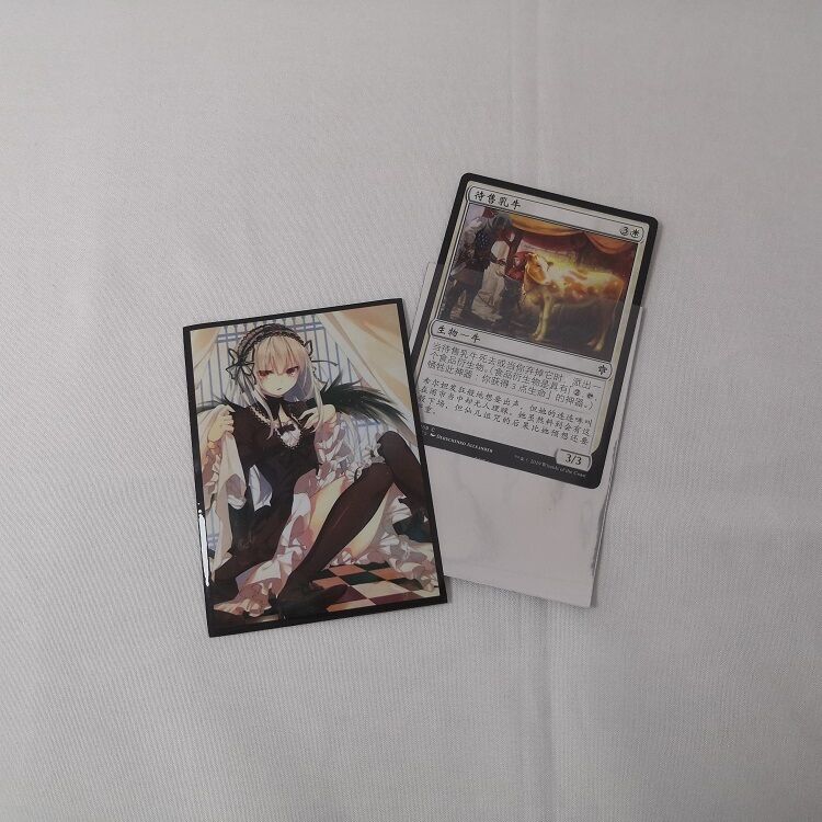 Sleeves personalizadas impressas de anime para proteção de cartas, acessório para jogos de cartas com arte personalizada